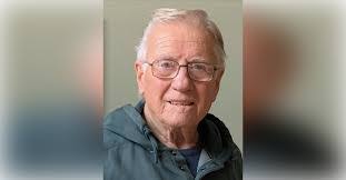 Anna Oller's Instagram, Twitter & Facebook