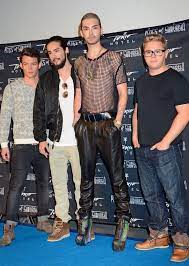Fifteen years ago, tokio hotel released their single 'durch den monsun', which grossed them millions. Pin Auf Tokio Hotel