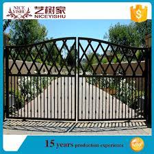 Available in a large number of designs to suit your style of property or individual tastes metal side gates are normally manufactured to a minimum height of 6ft (1.83m) which makes them difficult to climb over (unlike a garden gate). Alibaba Com Modern Gate Designs Modern Pattern Designed High Quality Heat Transfer Door Iron Gate Design Steel Bars Decorati Buy Square Gate Design Gate Color Design Latest Main Gate Designs Product On Alibaba Com