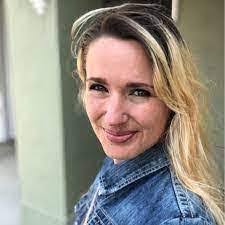 Tabitha Reilly's Instagram, Twitter & Facebook