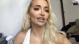 Lindsey Pelas Claims IG Has It Out for Women, Censors Em Unlike Men