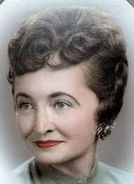 Carole Kelsey's Instagram, Twitter & Facebook