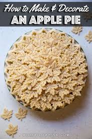 Apple Pie With Decorative Top Crust Recipe Pie Crust Designs Delicious Pies Apple Pie Designs