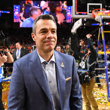 The official website of legendary singer and tony bennett. Tony Bennett Declines Raise And Donates To Uva Instead Streaking The Lawn