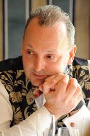 Roger Willoughby's Instagram, Twitter & Facebook