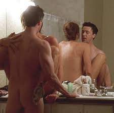 Aidan Gillen shows his butt in a sex scene from 'The Wire' at Movie'n'co