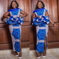 The style of ghanaian women dress is fashionable, chic, and practical. 30 Latest Kaba Styles In Ghana Latest Kaba Styles