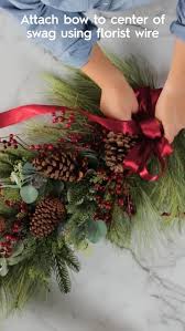 Make Your Own Christmas Swag Wreath In Just 30 Minutes Video Video Christmas Swags Christmas Wreaths Diy Easy Holiday Wreaths Diy Christmas