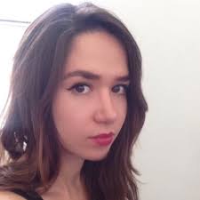 Michelle Esteves (@Michellepataki)