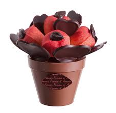 Saint Valentin 2014 Ces Chocolats Qui Nous Rendent Fou D Amour En 2020 Chocolat Coeurs En Chocolat Sculptures En Chocolat