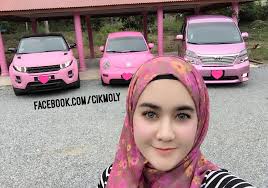 Check spelling or type a new query. Kerana Minat Sanggup Cat Semua Kereta Mewah Warna Pink Siapa Wanita Ini