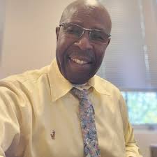 It hit me tonight where my life has gone. I started teaching 18 years ago  in rural North Carolina as a kindergarten teacher. Now, I'm a member of the  State Educational Technology