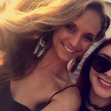 Mackenzie Combs (@kenzieecombs)