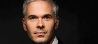 Elliot Bland's Instagram, Twitter & Facebook