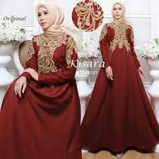 Desain bisa menggunakan model yang simple seperti baju biasa namun ditambah brokat sebagai kombinasinya. Gamis Hitam Kombinasi Brokat Gambar Islami