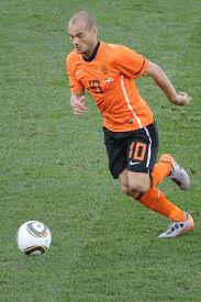 Born 9 june 1984) is a dutch retired professional footballer. Ex Dutch Ace Wesley Sneijder In Shock Transformation 2 Weeks After Retiring Daily Star