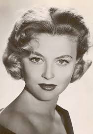 Звезды, похожие на Sandra Giles