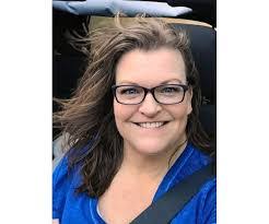 Haley Bowles's Instagram, Twitter & Facebook