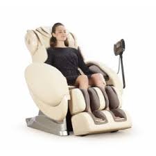 You can adjust the angle of the massage chair according to your needs. Airmed Deluxe Daiwa Massage Chair