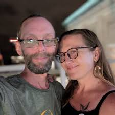 Is anyone else game drop out blank screen and having to restart pc