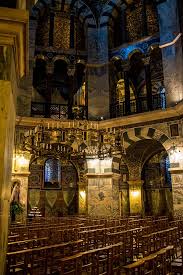 Eventually abandoned by the arabs, the palace was fully restored by the conquering normans. Un Tesoro In Germania La Cappella Palatina Di Aquisgrana Aachen Viaggiando Nella Bellezza