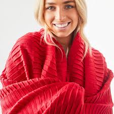 Wrap yourself in this crisp, cool and comfortable Calais throw to create a  cozy dreaminess in your home!