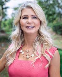 M2 Real Estate Group, 2766 Gateway Rd, Carlsbad, CA 92009, US