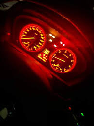 Wahrend Der Fahrt Leuchten Plotzlich Alle Kontrollleuchten Technik Technologie Auto
