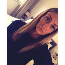 Beth Hudson's Instagram, Twitter & Facebook