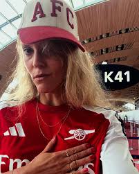 Clemency Burton-Hill (@clemencybh) • Instagram photos and videos