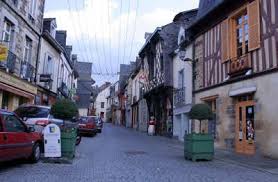 Chateaugiron Centre Medieval Petite Cite De Caractere Routes Touristiques Dans L Ille Et Vilaine Guide Du Tourisme En Bretagn Tourisme Ille Et Vilaine Bretagne