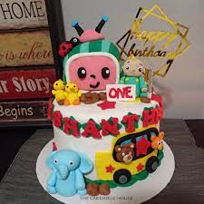 The wheels on the bus go round and round and round and round. Cocomelon And Wheel Bus Cake The Cakeholic House Facebook