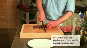 Comment Hacher Du Chocolat Kitchen Stories Youtube