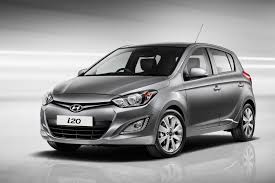 Face Off Hyundai I20 Vs Maruti Suzuki Swift Hyundai Cars Best Small Cars Hyundai