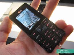 LG KG320: all deals, specs & reviews ...