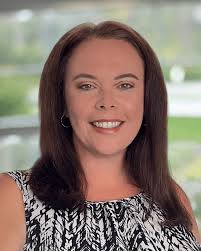 Holly Evenson's Instagram, Twitter & Facebook