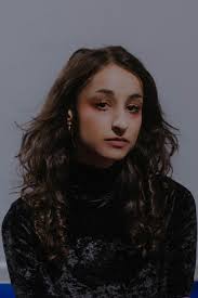 Amanda Babaei Vieira