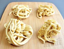 La Recette Facile Des Pates Fraiches Maison Rapides Et Delicieuses Des Pates Aux Oeufs Inratables Et Pates Fraiches Recettes De Cuisine Recette Pate Fraiche