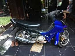 Akhirnya bebek legendaris yamaha satu ini terkena facelift berupa penyegaran tampilan luar. 80 Gambar Modifikasi Jupiter Z Hitam Paling Keren Gambar Pixabay