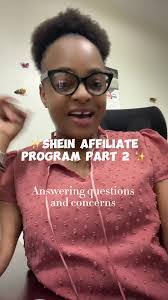 Lana Knowles's Instagram, Twitter & Facebook