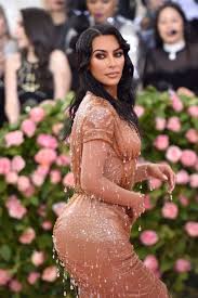 The 2020 met gala may be postponed, but that hasn't stopped stars like mindy kaling from getting in on the celebration. Kim Kardashian Met Gala 2019 The Roosevelt Review