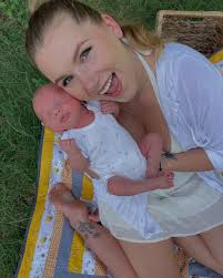 So many lovely moments spent recently, what a lucky and beautiful life ☀️🩵