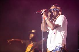See more of lil wayne on facebook. Why New Orleans Rapper Lil Wayne Needs A Presidential Pardon From Donald Trump Keith Spera Nola Com