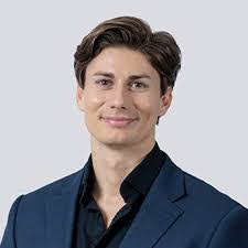 Alicia Mcphail's Instagram, Twitter & Facebook