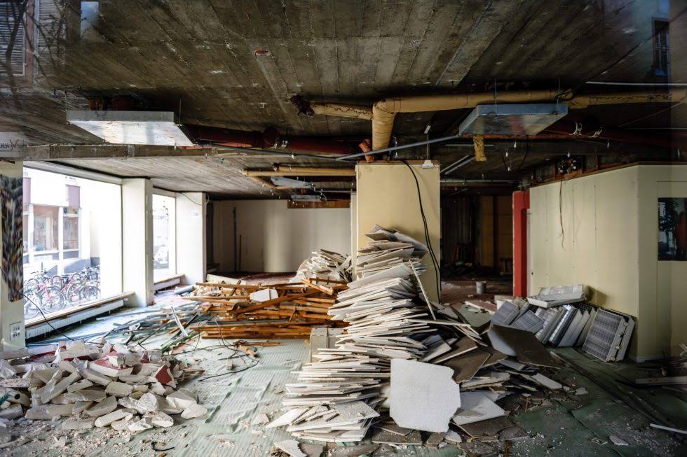 Office dismantling services in bangalore product image