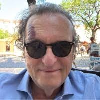 Já está no ar no radio 76.7 no Panflix e no site da Jovem Pan. Classic Pan 