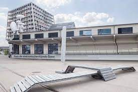 5,248 likes · 2 talking about this · 5,631 were here.veranstaltungszusammenschnitt von martin thuering zwischen 1994 und 1999 hatte ich leider noch keine kamera. Oslo Sud Open House Basel