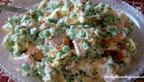 Stir in the milk, bring to a boil and simmer for 10 minutes, stirring occasionally. Green Pea Casserole The Southern Lady Cooks