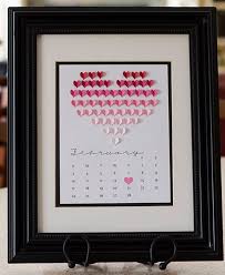 Freunde und verwandte beschenken, haben wir für sie eine auswahl passender, romantischer geschenkideen für jede und jeden lehnen sie sich zurück, entdecken sie bei valentins das beste geschenk für ihren. Tolle Bastel Und Dekoideen Zum Valentinstag Valentinstag Basteln Jahrestagsgeschenke Geschenkideen
