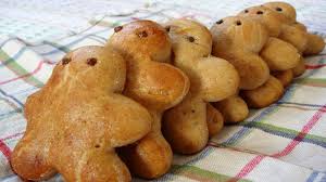 Manalas Des Biscuits De Noel En Forme De Bonhomme Recettes Faciles Recette Biscuits Biscuit De Noel Recette Facile